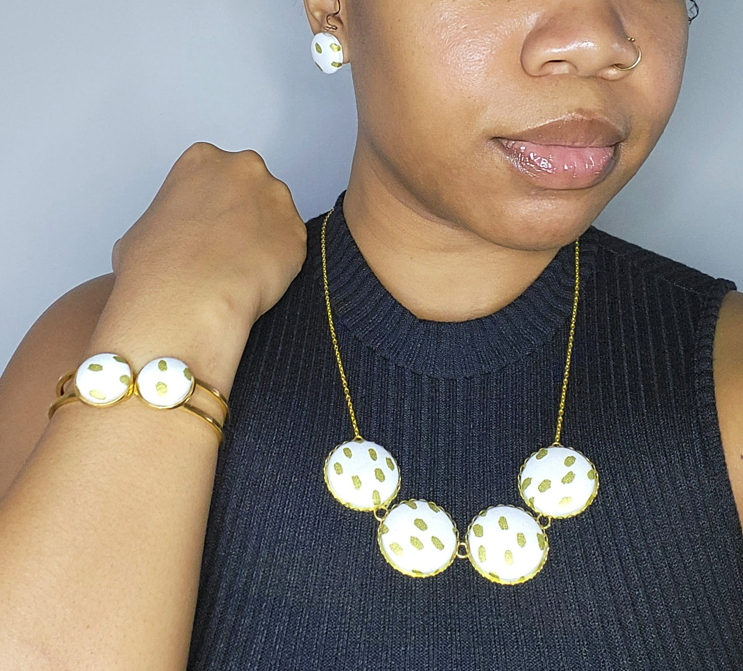 White & Gold Dots Jewelry Set